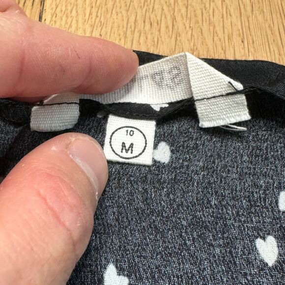 Rolla's Heart Shape Printed Black/White Flowy Tank Top, Girls Size Medium/10 - Picture 3 of 5